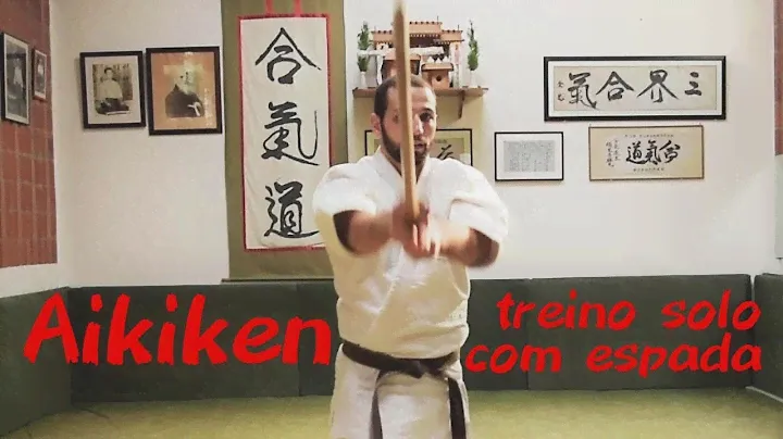 Treino solo com espada